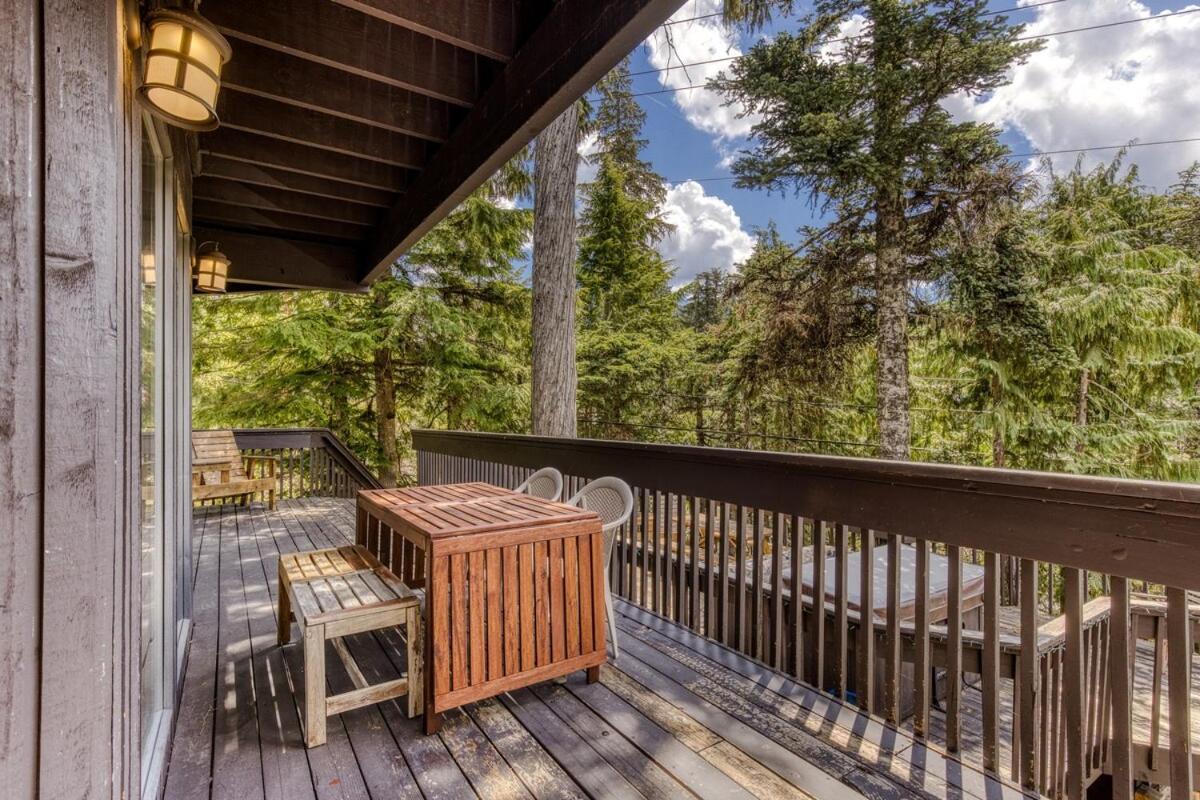 Great Blue Lodge - Spacious Ski Lodge, Hot Tub, Sauna, Game Room & More Government Camp Εξωτερικό φωτογραφία